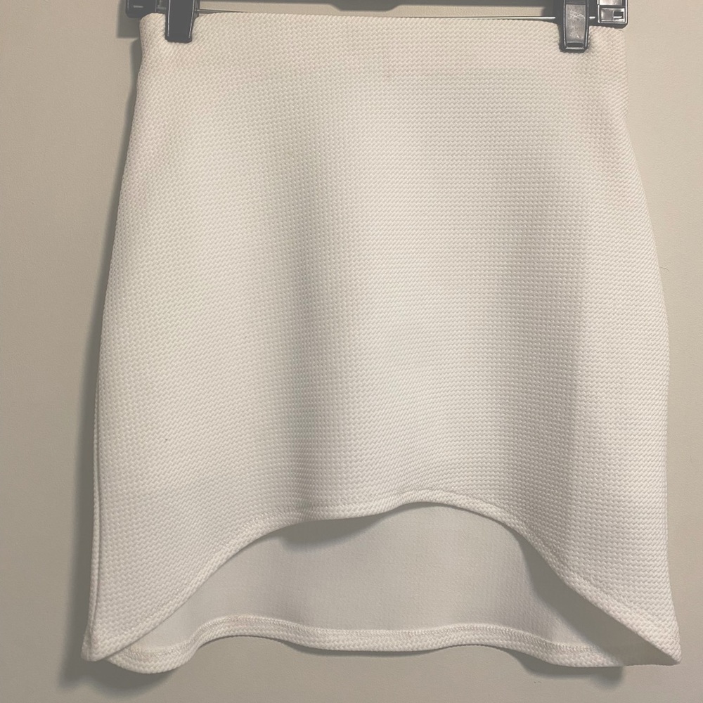 White boutique skirt